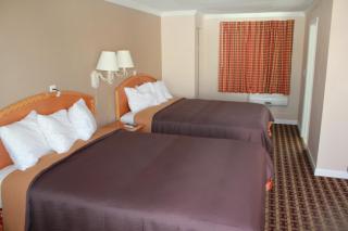 Cape Cod Inn - Hyannis - 2