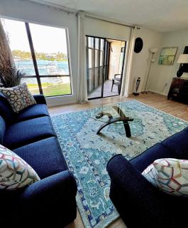Luxury Waterfront Views - Heated Pool - 1400sf Duplex - Minutes to the Beach - Siesta Key - 8