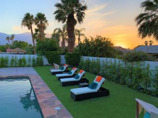 Luxury home near Palm Springs, large backyard and pool - Cathedral City - 7
