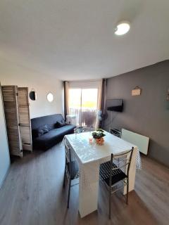 studio pour 4 personnes proche du port et des plages - 0