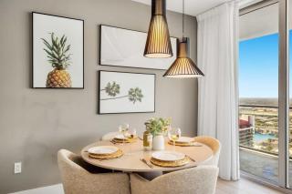 Luxury Coastal Stay, Bay View, Free Valet Parking - Hollywood - 8