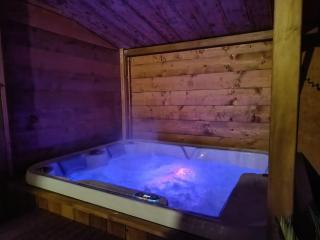 Studio mezzanine, jardin et jacuzzi - Lorgues - 0