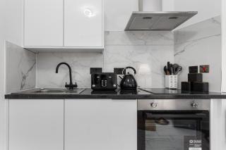 Serviced Modern Studio Flat - Sleeps 2 - Good Links to King Cross, Euston, Finchley Road Station - NW3 London - 8