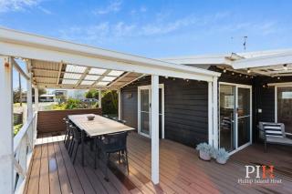 Couples Retreat with Ocean View - Sunset Strip - 2