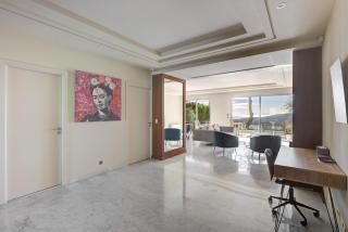Giant Terrace on a stunning View - 4