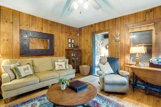 Peaceful Hendersonville Cabin - Hot Tub and Fire Pit - 4