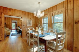 Peaceful Hendersonville Cabin - Hot Tub and Fire Pit - 3