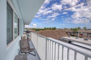 Waterfront Studio 1, Kayaks, Pool, Bay View, Wifi - Jewfish - 1