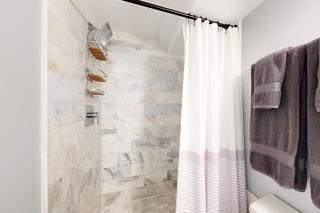 Downtown Retreat - Your Urban Oasis - College Park - 3