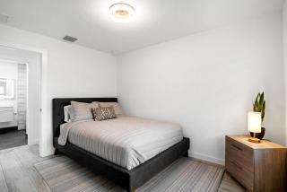 Stunning Modern Coastal Villa - The Three Palms - 1