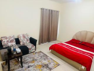 Al Mohairi Tower-Cool Place for ur Stay-Well Furnished Studio - Adschman - 5