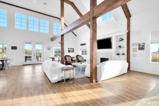 The Star of Wine Country #1 on 5 acre estate - 5