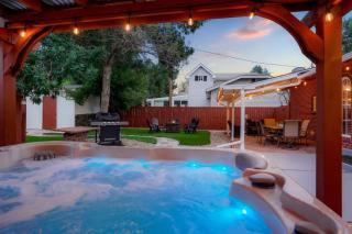 Unforgettable Stay HOT TUB and Fire Pit and 4 Miles to DT Denver - Denver - 7