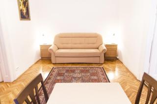 Authentic Budapest Apartment - Budapest - 0