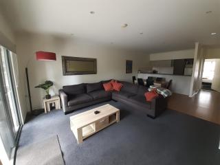 24 Gillies St Apartment - Warrnambool - 8