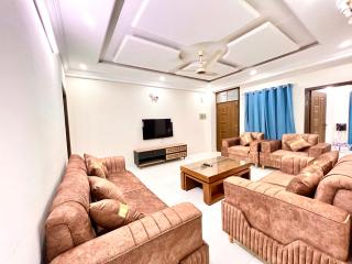 Luxury Apartment Rentals - 1
