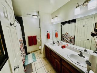 Yosemite Elements Sleeps 12 Pet Friendly Views - 4