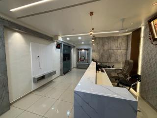 Hotel Millennium - Vadodara - 9