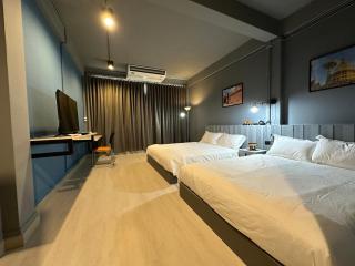 Bangkok vibe, City House, 7 mins to BTS, City center, Private room in Sathon, Private bathroom, Bangkok, Thailand - Bangkok - 0