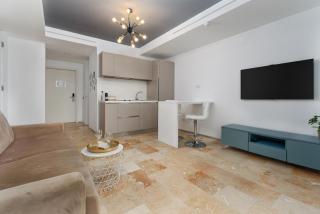 Astria Boutique - Complex Novum - 5