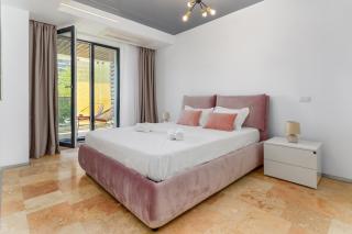 Astria Boutique - Complex Novum - 2