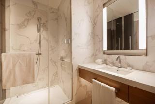 Luxurious stay in Downtown Dubai - Dubai - 4