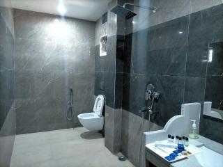 MOMENTS RESORT - 3