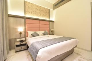 La Dhalia By Glitz Hotels - Thane - 2