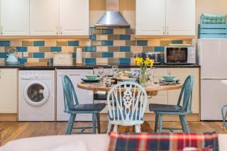 The Old Schoolroom by Bloom Stays - Canterbury - 3
