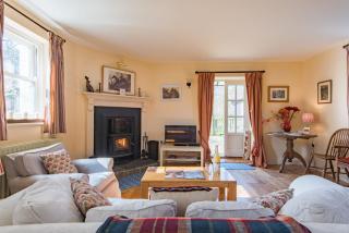 The Old Schoolroom by Bloom Stays - Canterbury - 9