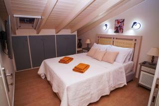Melina's Bright Apartment, Viros - Virós - 9