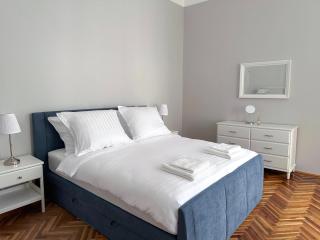 Sunny Castle Apartment - Budapest - 8