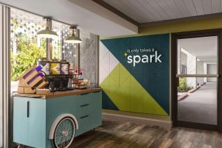 Spark by Hilton Sarasota Siesta Key Gateway - Sarasota - 6