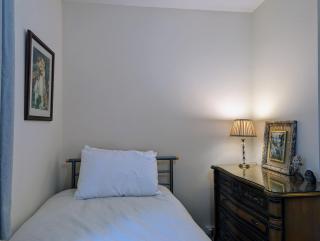 Sherlock's House -Moray Entire house Two bedroom 5 beds Private free parking & WiFi Flat TV Garden Shops - Castle Gresley - 5