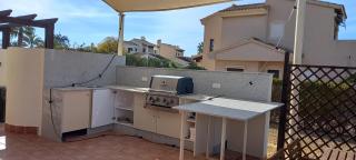 HL 005 Holiday Rentals 3 bedroom 2 bathroom villa - 3