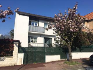Maison et jardin entre Paris et Disney. Idéal JO - Rosny-sous-Bois - 8