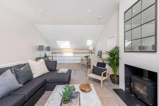 3-Bed Mews House, Battersea - Londra - 6