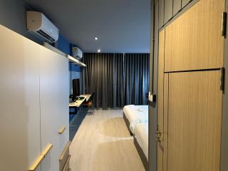 Phuket vibe, City House, 7 mins to BTS, City center, Private room in Sathon, Private bathroom, Bangkok, Thailand - 7