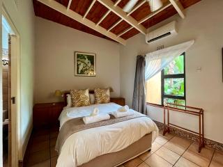 San Lameer Villa 2018 - 3 Bedroom Standard - 6 pax - San Lameer Rental Agency - Southbroom - 6