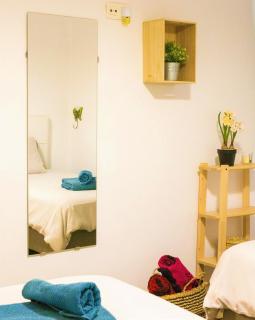 Beautiful One Bedroom Ground Floor Apartment - VeraLuna - 2