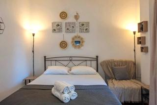 Minimal and cozy Home in Zografou - 3