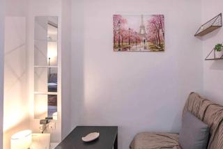 Minimal and cozy Home in Zografou - Athens - 2