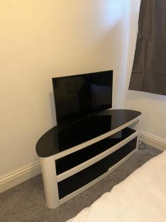 Double Room in a cosy house in Pitsea - 6