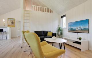 Pet Friendly Home In Nexø With Kitchen - 8