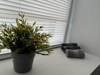 Lowther Apartment - 2 Bedrooms - Sleeps 4 - Whitehaven - 3