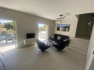 Villa Villa Vallon d'Aiguebelle by Interhome - Le Lavandou - 3