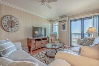 Stunning Oceanfront Condo - The Crows Nest - Myrtle Beach - 5