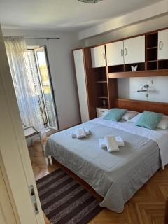 Yakov free public parking and balcony - Zadar - 6