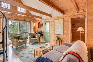 Lamoine Cabin with Deck about 16 Mi to Acadia Natl Park - Franklin Road - 7