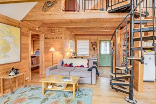 Lamoine Cabin with Deck about 16 Mi to Acadia Natl Park - Franklin Road - 3